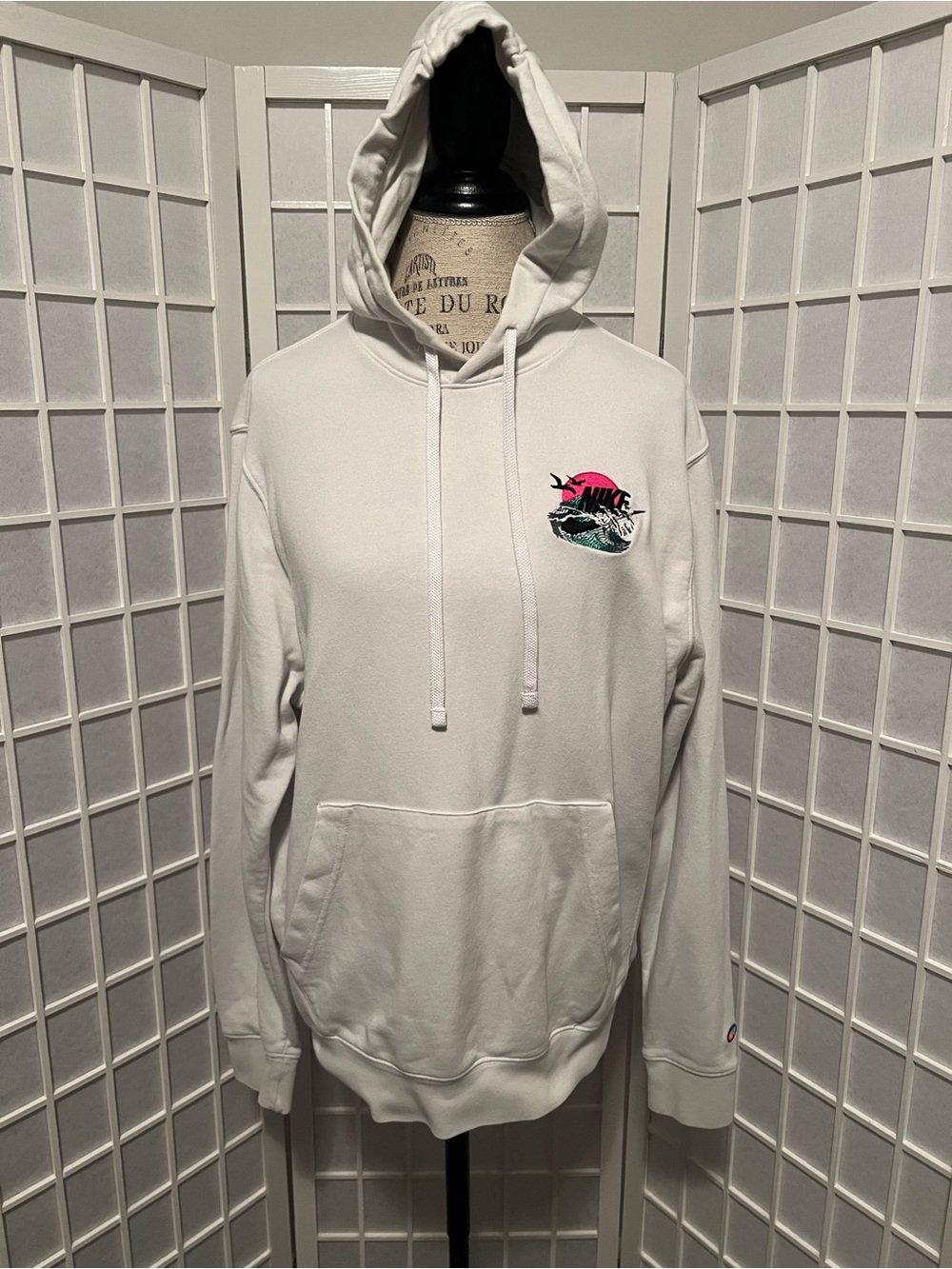 Nike White Men's Hoodie with Surf Graphic